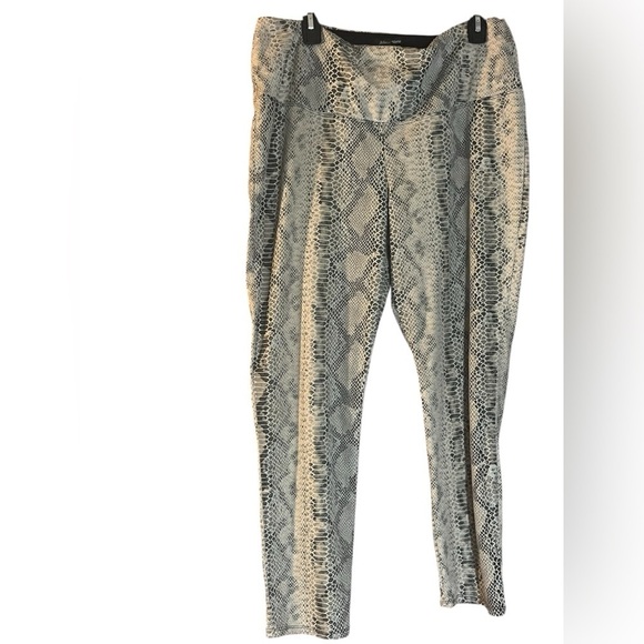 Athena Marie Stretchy Super smooth soft Snakeskin Look leggings Pants XL - Picture 1 of 8